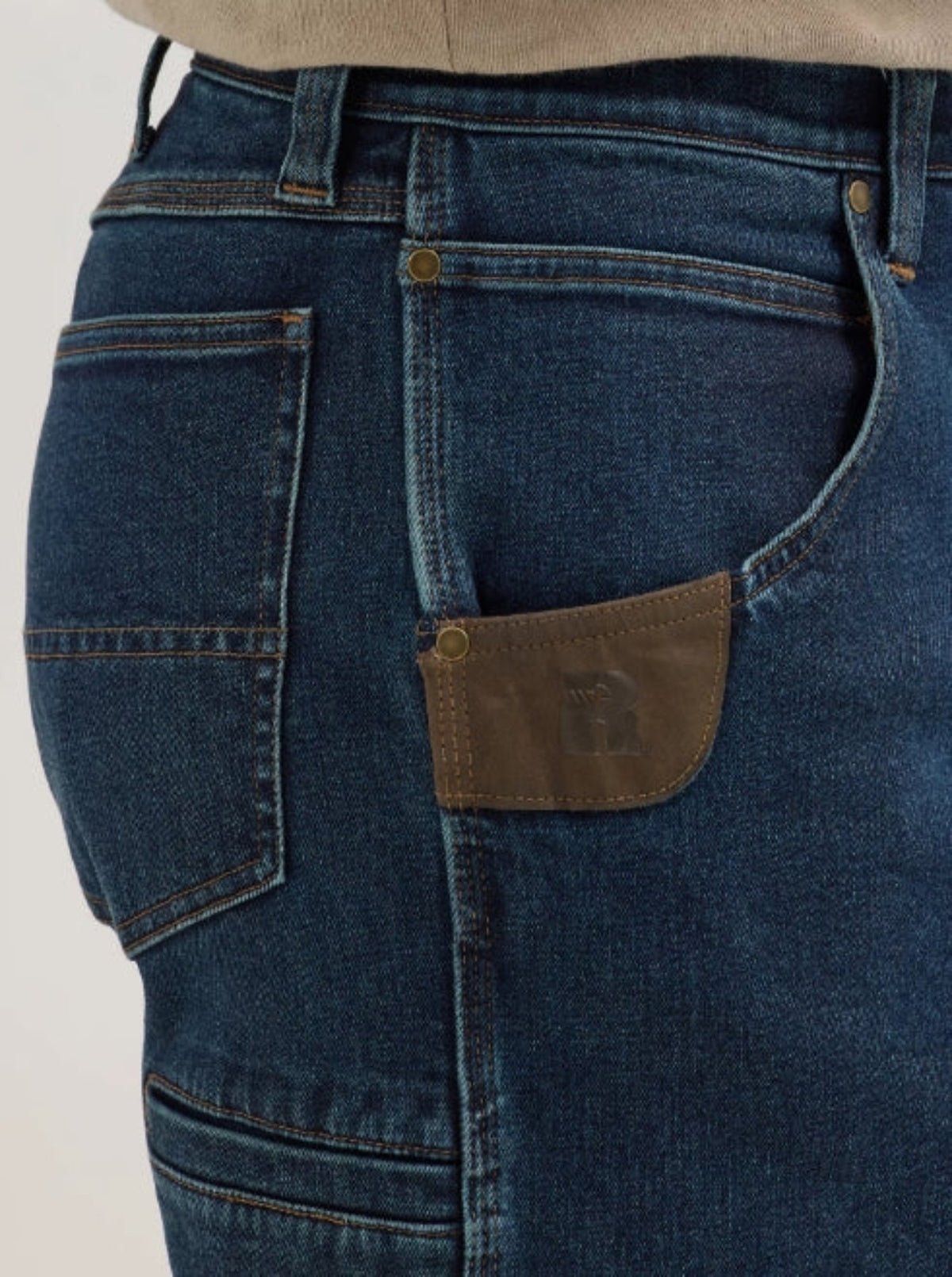 Wrangler RIGGS Men's Technical Relaxed Fit Straight Leg 6-Pocket Work Jean Pants Wrangler RIGGS