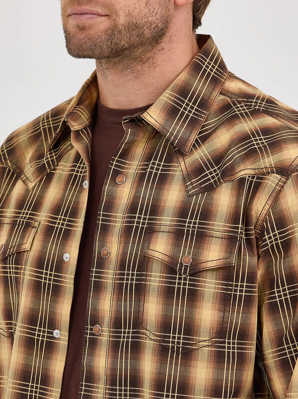Wrangler Men's Retro® Premium Cotton Snap-Front Long Sleeve Work