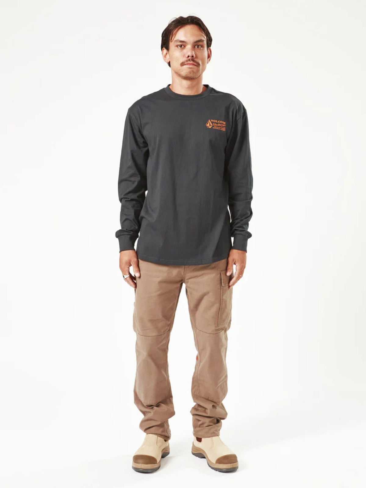 Volcom Men's Logo Graphic Heavyweight Cotton Long Sleeve T-Shirt Long Sleeve T-Shirts Volcom