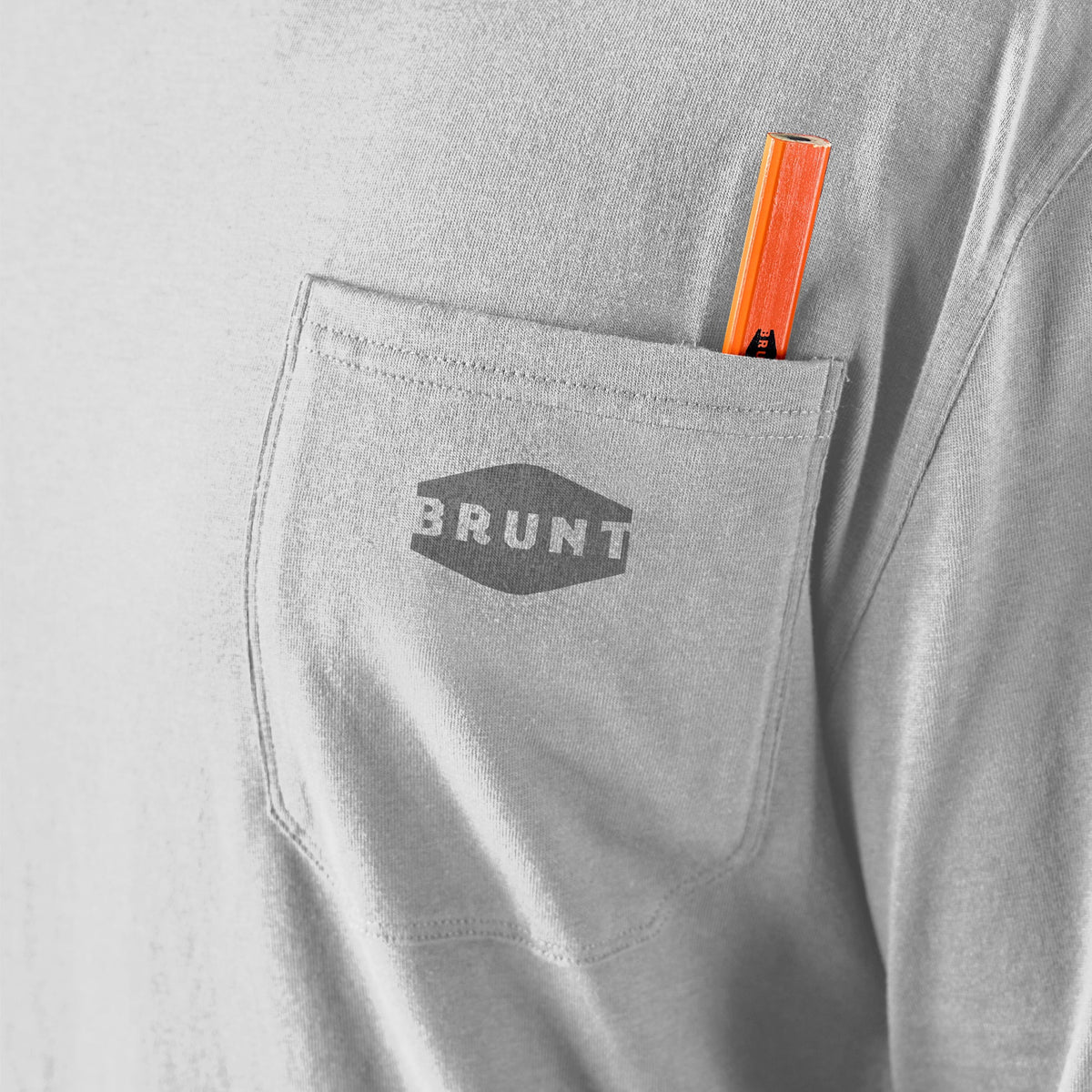 BRUNT Men's The Martin Utility Pocket Logo Long Short T-Shirt Long Sleeve T-Shirts BRUNT