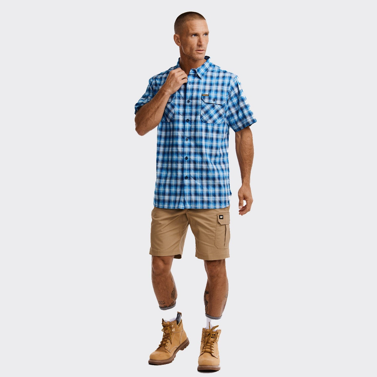 CAT Men's Plaid Button-Downp Short Sleeve Work Shirt Work Shirts CAT Detroit Blue/Memphis Blue 2XL Reg