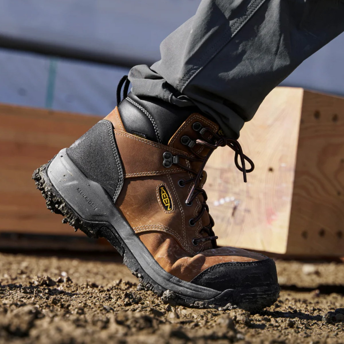 KEEN Utility Men's Evanston 6" Waterproof EH Carbon Toe Work Boot Work Boots KEEN Utility