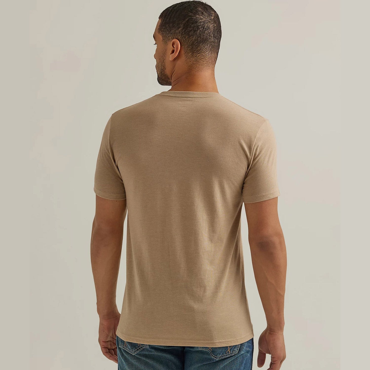 Wrangler Men's Regular Fit Buffalo Graphic Short Sleeve T-Shirt - Work World - Workwear, Work Boots, Safety Gear